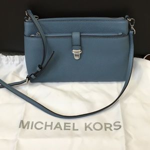 Michael Kors Large Studio Mercer Crossbody